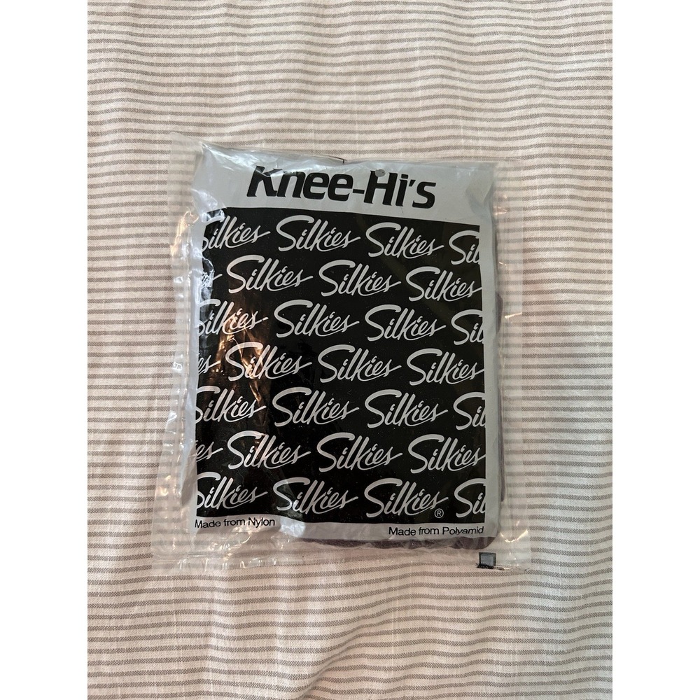 Silkies Knee-Hi's One Size Fits All Misty Grey 3 Pairs 001010 New Sealed Package